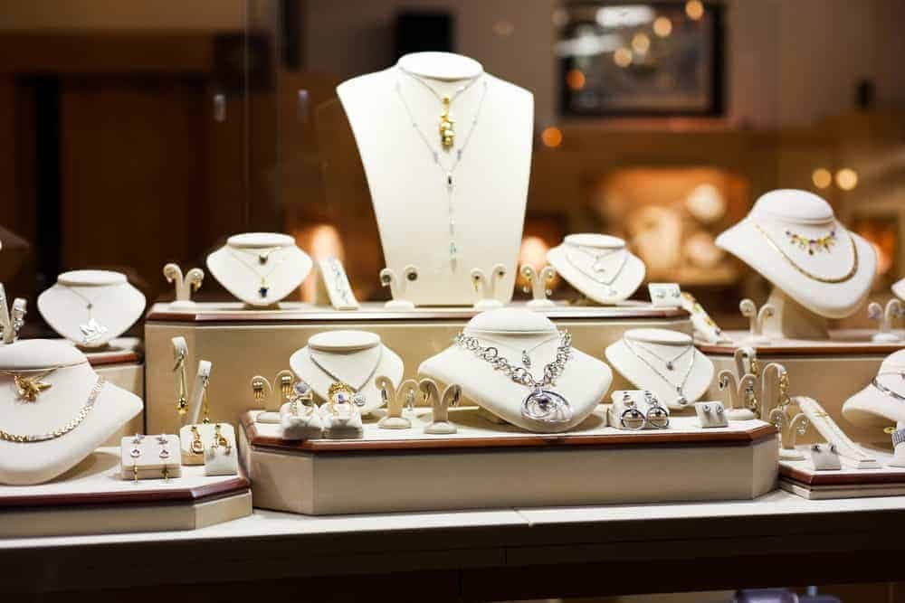 Moissanite Armbänder: Elegante Akzente für Ihren Arm