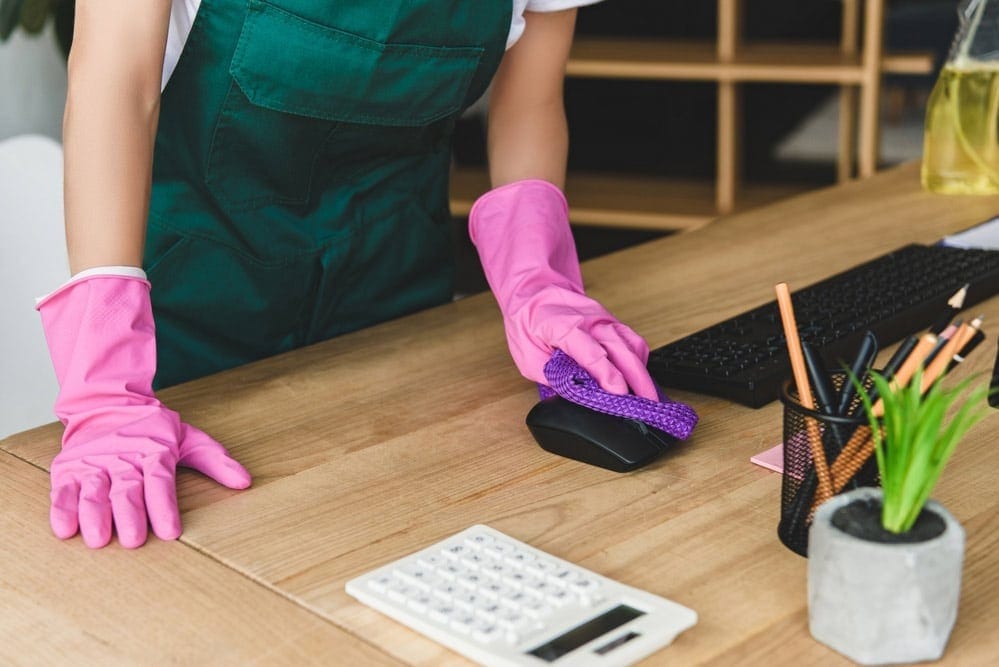 Professionelle Gebäudereinigung Berlin mit Generosus UG