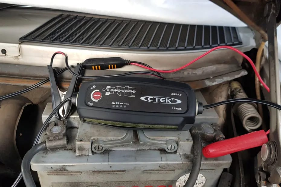 CTEK Ladegerät im Test: Warum es das beste Ladegerät für Ihre Batterie ist