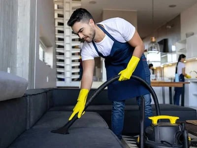 Professionelle Gebäudereinigung Berlin mit Generosus UG