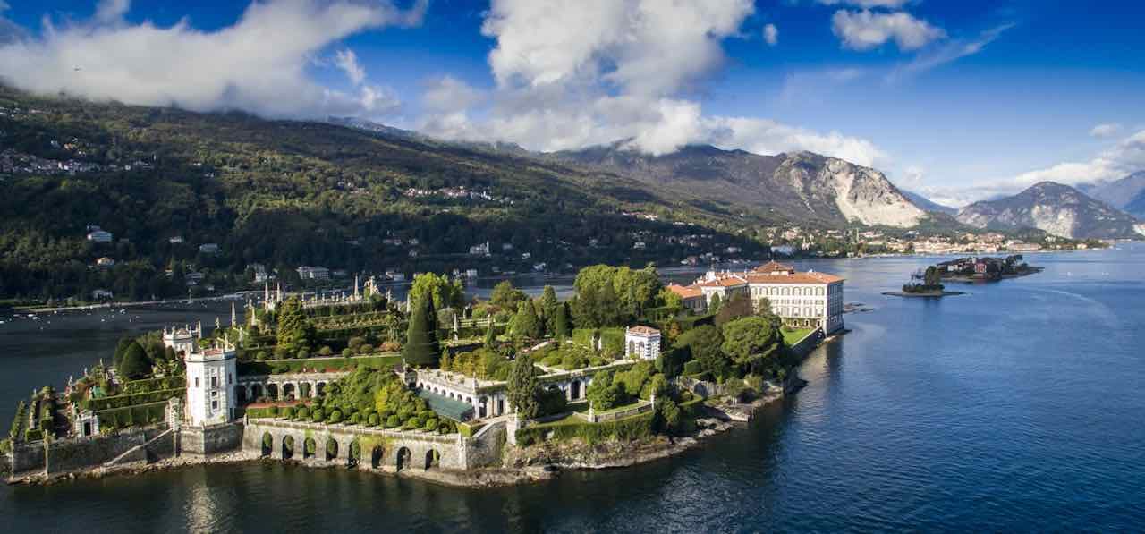 Feriendorf am Lago Maggiore: Webcam Lago Maggiore zeigt Cannobio in seiner Pracht