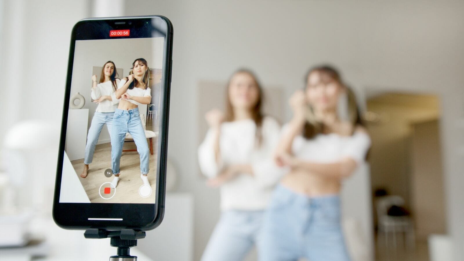 Warum Influencer TikTok Likes kaufen