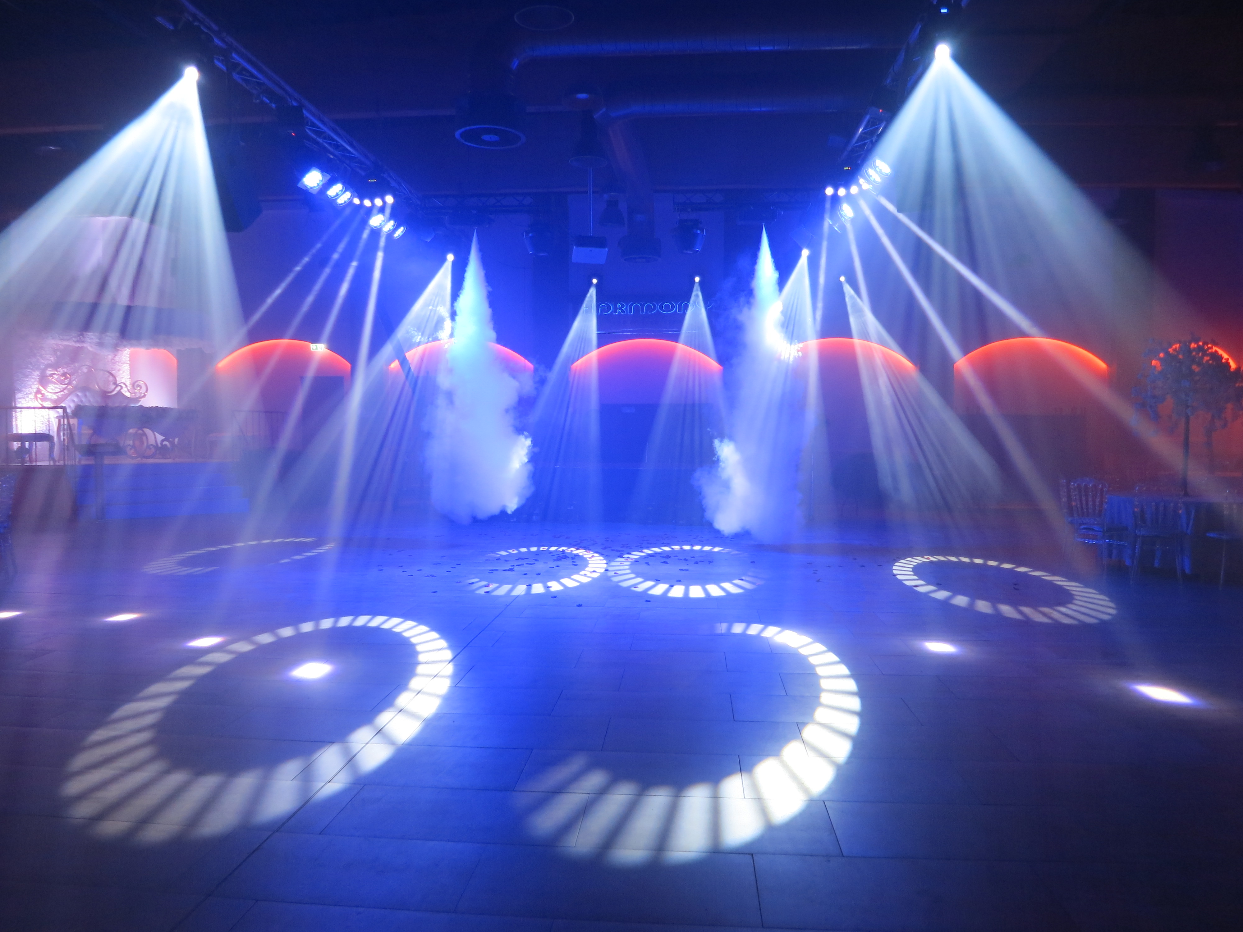 Tontechnik mieten Münster: Ihr Experte für professionelle Soundtechnik